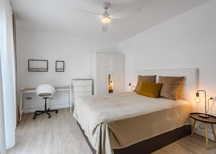 With Aircon Puerto de Santiago (Tenerife)